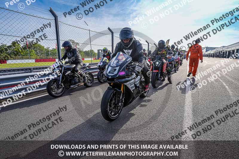donington no limits trackday;donington park photographs;donington trackday photographs;no limits trackdays;peter wileman photography;trackday digital images;trackday photos